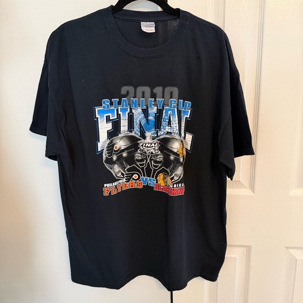2010 Stanley Cup Finals Flyers VS Blackhawks T-shirt - Picture 3 of 3